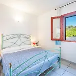 Cozy Flat With Shared Pool Badesi