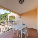 Cozy Flat With Shared Pool * Badesi