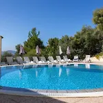 Cozy Flat With Shared Pool Lejlighed *