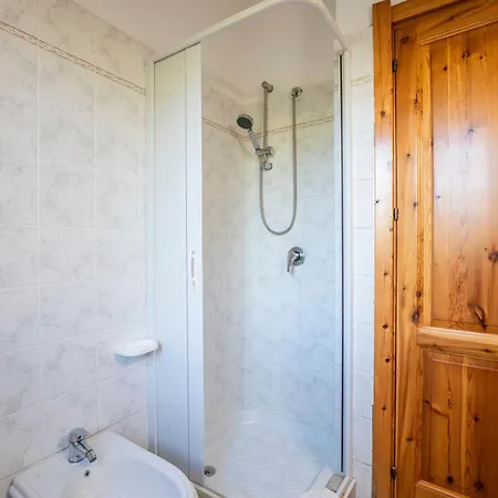 公寓 Cozy Flat With Shared Pool